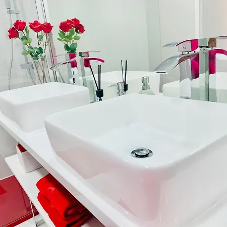 Rooms In Lisbon 3 Min From Metro Bela Vista Exterior photo